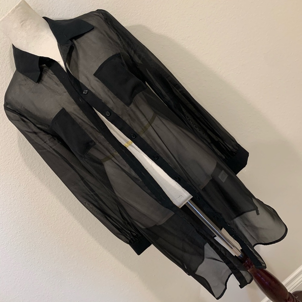 Forever 21 Chiffon Sheer Longline top🖤